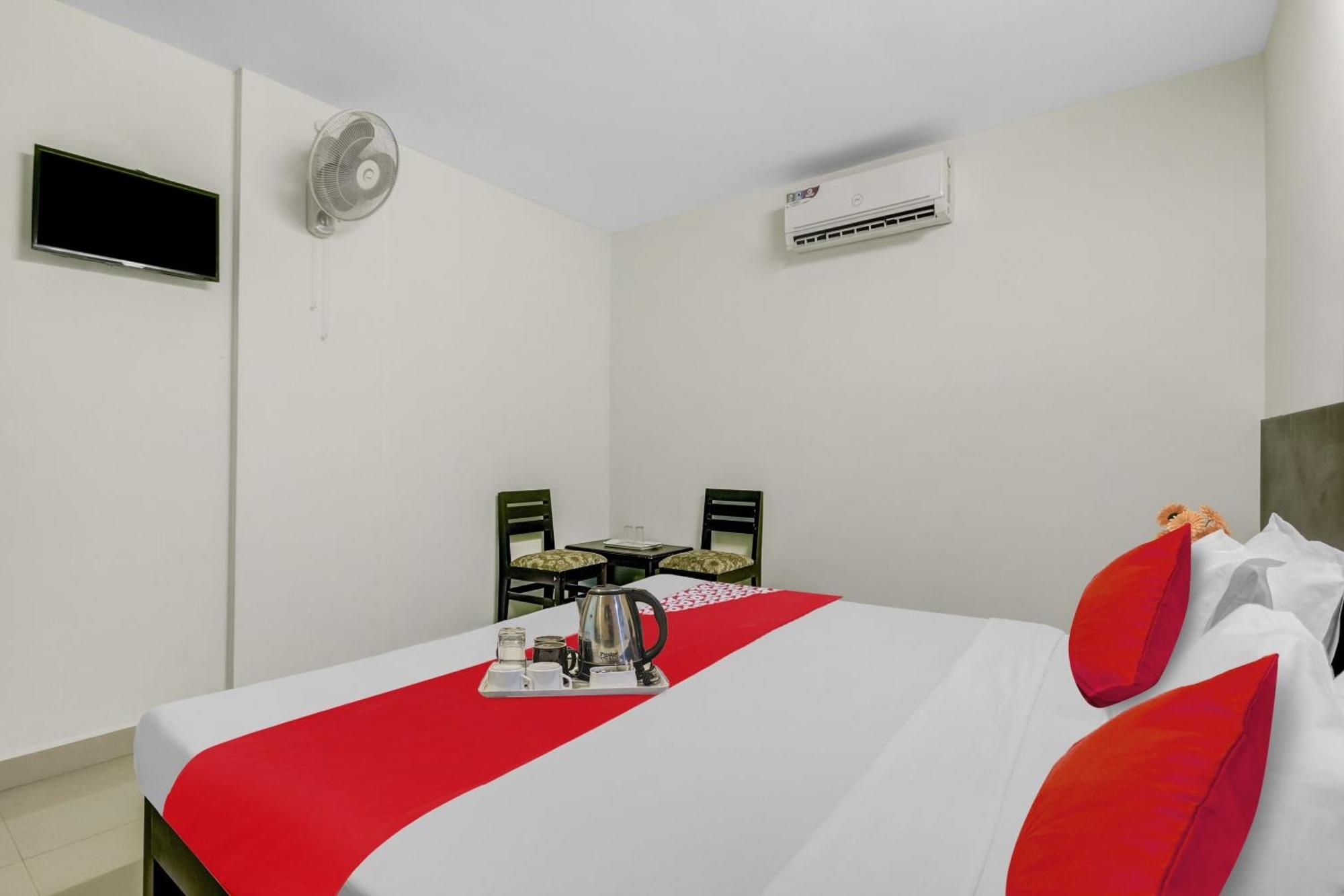 Hotel O Kalapurackal Residency Теккади Экстерьер фото