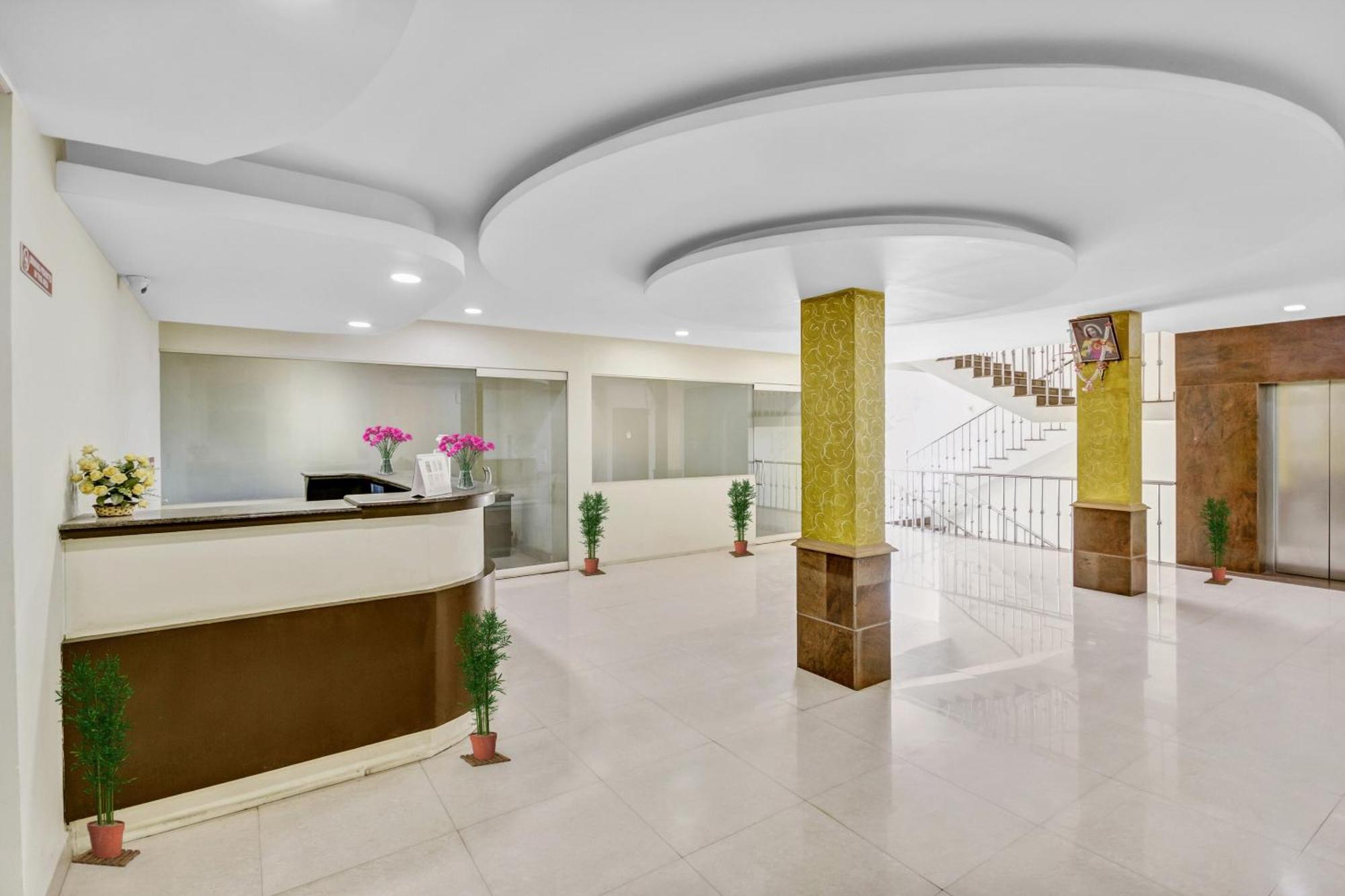 Hotel O Kalapurackal Residency Теккади Экстерьер фото