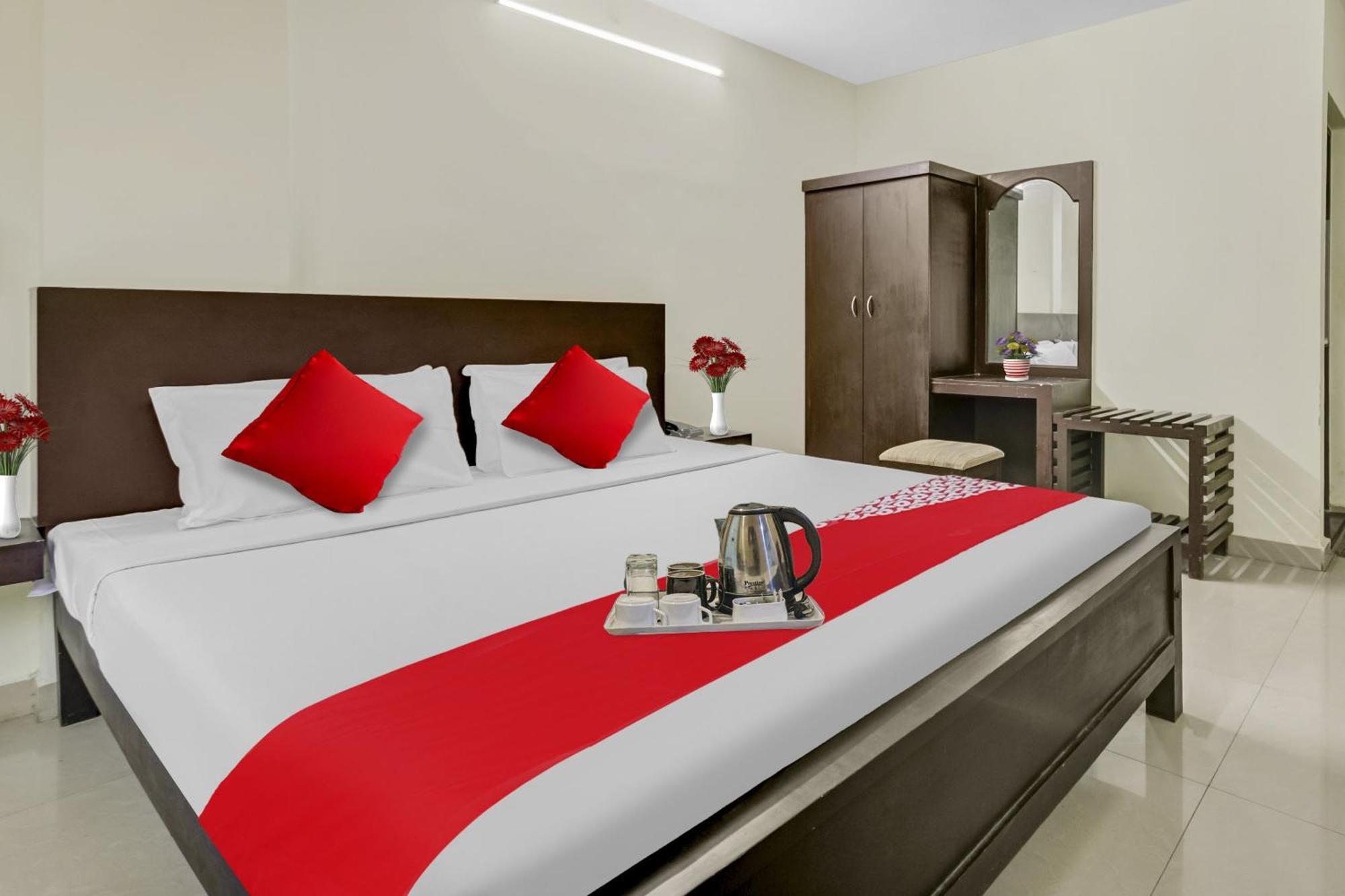Hotel O Kalapurackal Residency Теккади Экстерьер фото