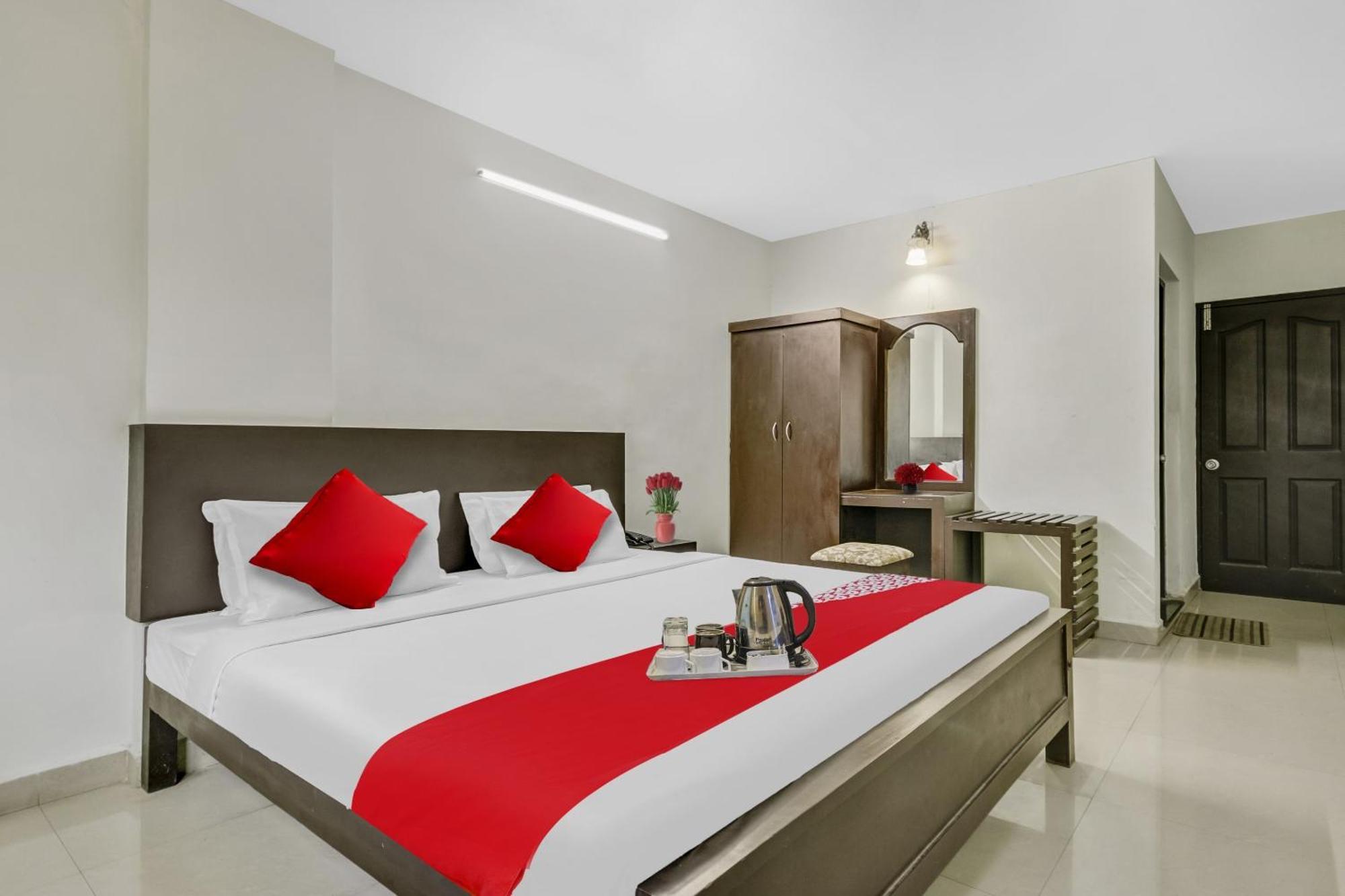 Hotel O Kalapurackal Residency Теккади Экстерьер фото